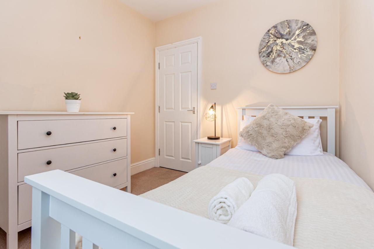 Guest Homes - Trinity Flat Worcester Zewnętrze zdjęcie